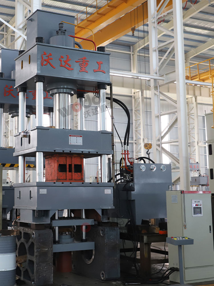 315噸四柱拉伸(shēn)機