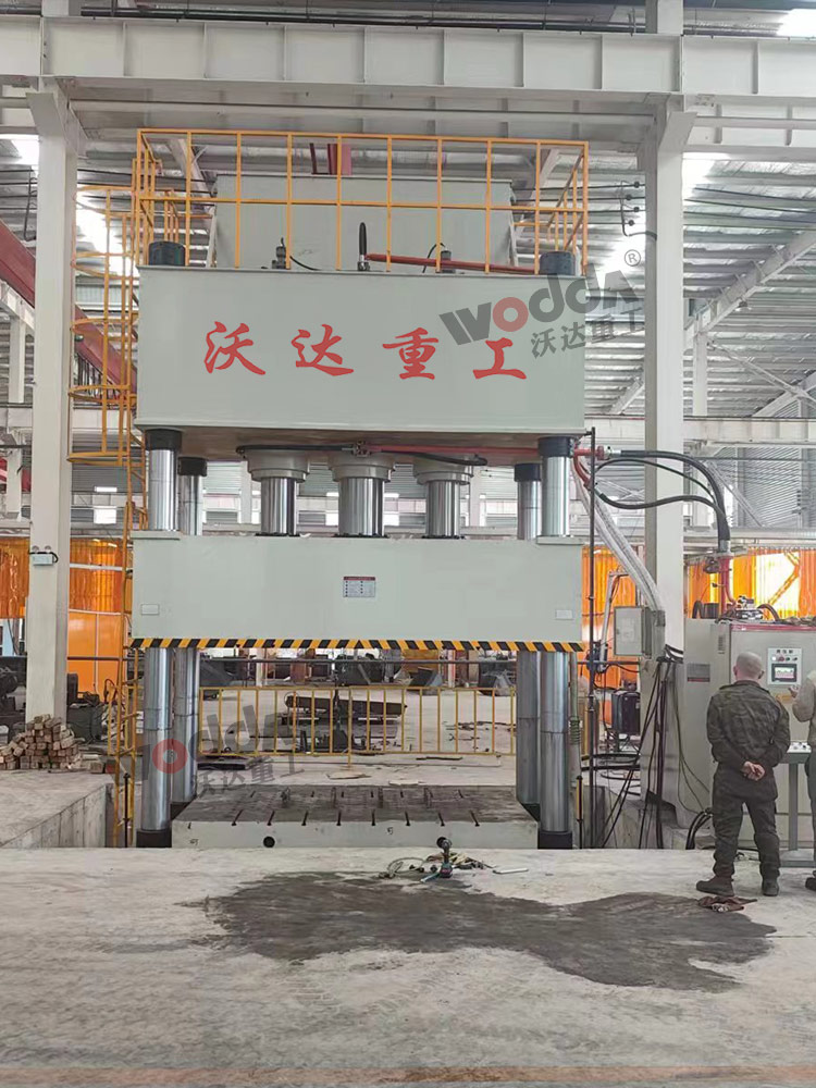 1000噸汽(qì)車配件拉伸(shēn)液壓機