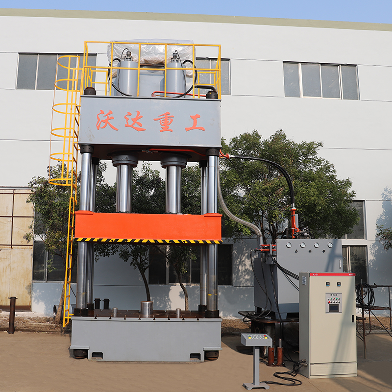 800噸雙缸(gāng)四柱液壓機(jī)