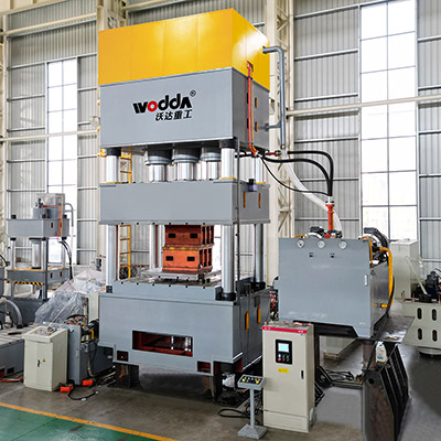 1500噸(dūn)四柱拉伸液(ye)壓機