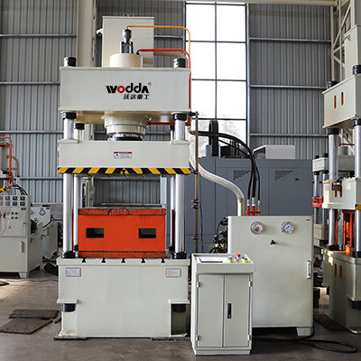 200噸拉(lā)伸液壓機