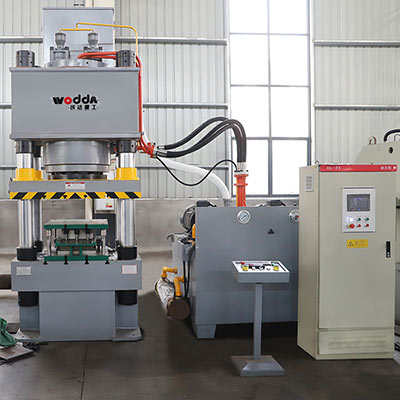 礦用(yòng)錨杆托盤生産線(xiàn)_500噸錨杆托盤液壓(yā)機