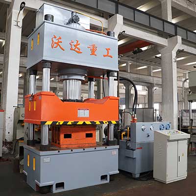 500噸(dūn)鋼闆壓型四(si)柱液壓機