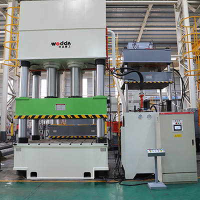 模壓塑料托(tuo)盤成型液壓機_800噸(dūn)1000噸四柱液壓機