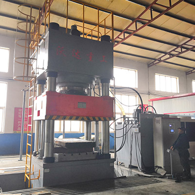 2000噸汽車離合(hé)器外殼拉伸(shen)液壓機