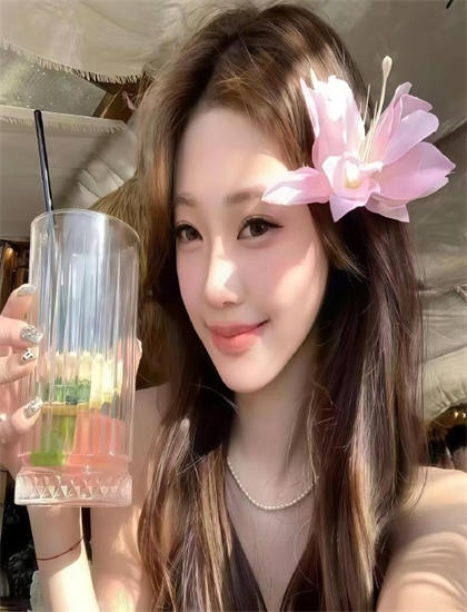 秋海棠心理分析：角色心理变化与情感轨迹解读，收藏必备